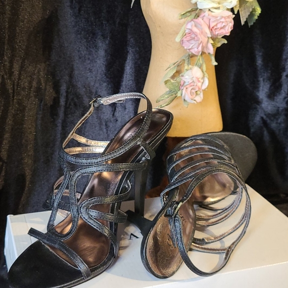 Charles David black 4 inch heels NWOT - Picture 8 of 10